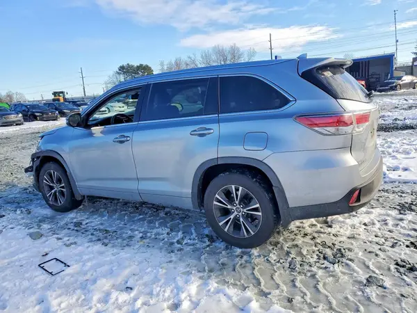 5TDJKRFH8GS501371 2016 TOYOTA HIGHLANDER - Image 2