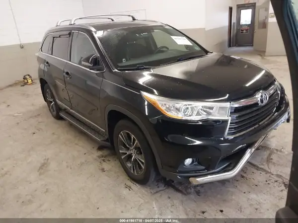 5TDJKRFH8GS502892 2016 TOYOTA HIGHLANDER - Image 1