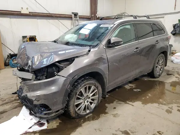 5TDJKRFH8GS502925 2016 TOYOTA HIGHLANDER - Image 1