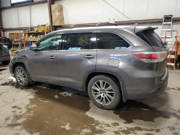 5TDJKRFH8GS502925 2016 TOYOTA HIGHLANDER - Image 2