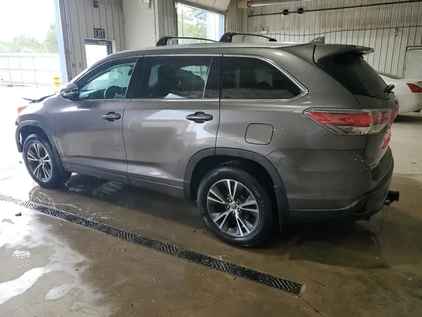 5TDJKRFH9GS228618 2016 TOYOTA HIGHLANDER - Image 2