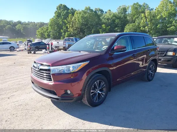 5TDJKRFH9GS228800 2016 TOYOTA HIGHLANDER - Image 2