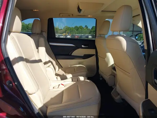 5TDJKRFH9GS228800 2016 TOYOTA HIGHLANDER - Image 8