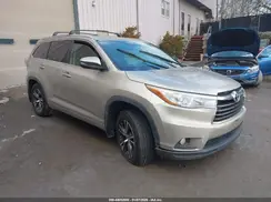 5TDJKRFH9GS230899 2016 TOYOTA HIGHLANDER