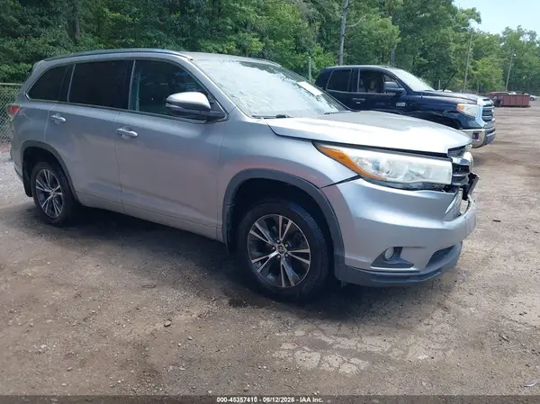 5TDJKRFH9GS235049 2016 TOYOTA HIGHLANDER - Image 1