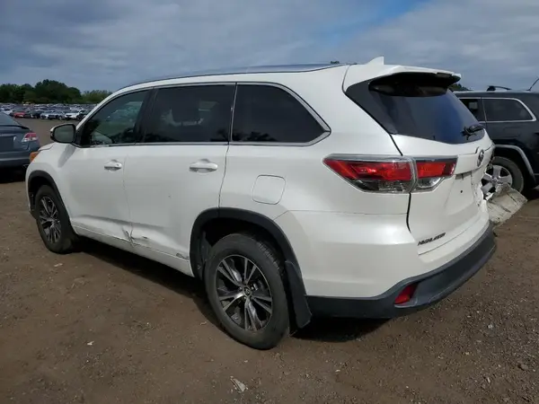 5TDJKRFH9GS235424 2016 TOYOTA HIGHLANDER - Image 2