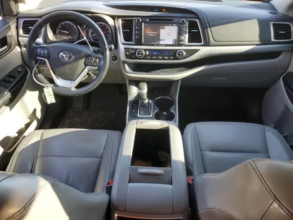 5TDJKRFH9GS278743 2016 TOYOTA HIGHLANDER - Image 8