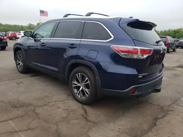 5TDJKRFH9GS280573 2016 TOYOTA HIGHLANDER - Image 2