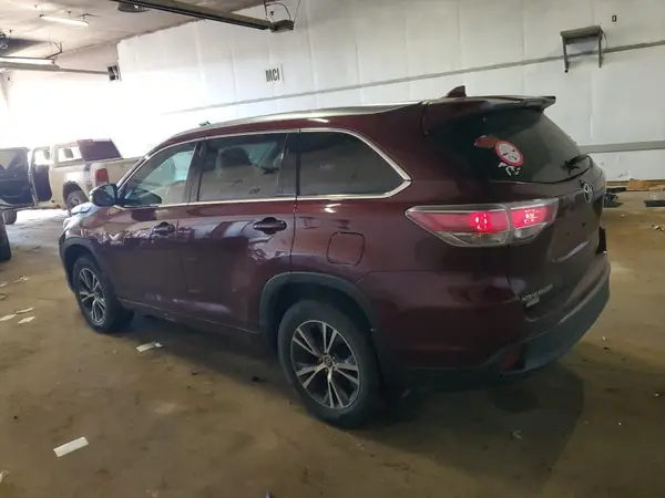 5TDJKRFH9GS282274 2016 TOYOTA HIGHLANDER - Image 2