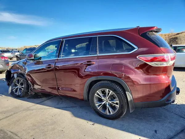 5TDJKRFH9GS283960 2016 TOYOTA HIGHLANDER - Image 2