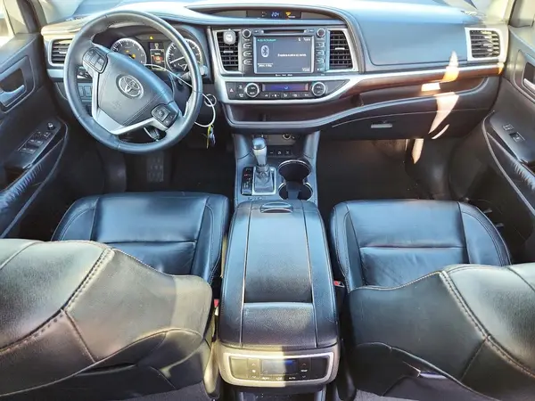 5TDJKRFH9GS283960 2016 TOYOTA HIGHLANDER - Image 8