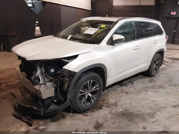5TDJKRFH9GS287779 2016 TOYOTA HIGHLANDER - Image 2