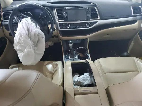 5TDJKRFH9GS287930 2016 TOYOTA HIGHLANDER - Image 8