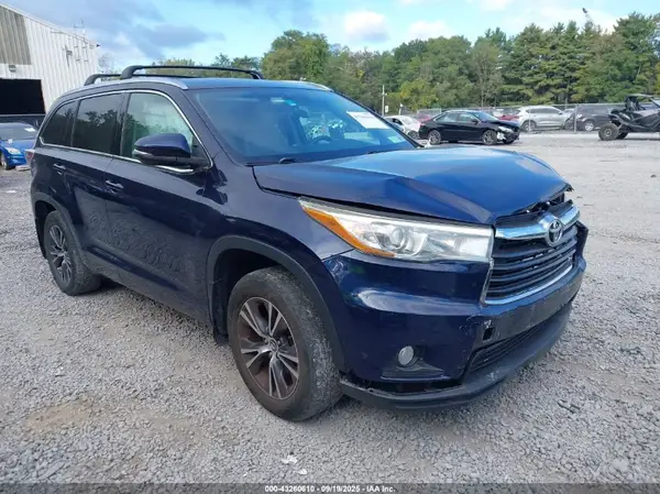 5TDJKRFH9GS300577 2016 TOYOTA HIGHLANDER - Image 1
