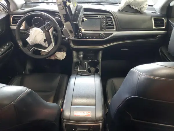 5TDJKRFH9GS302667 2016 TOYOTA HIGHLANDER - Image 8