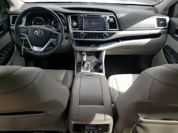 5TDJKRFH9GS318528 2016 TOYOTA HIGHLANDER - Image 8