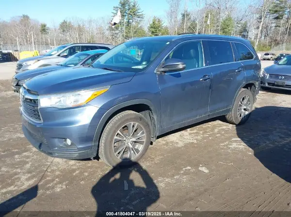 5TDJKRFH9GS327021 2016 TOYOTA HIGHLANDER - Image 2