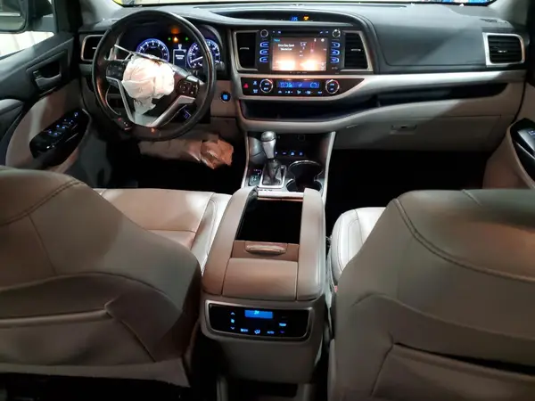 5TDJKRFH9GS341517 2016 TOYOTA HIGHLANDER - Image 8