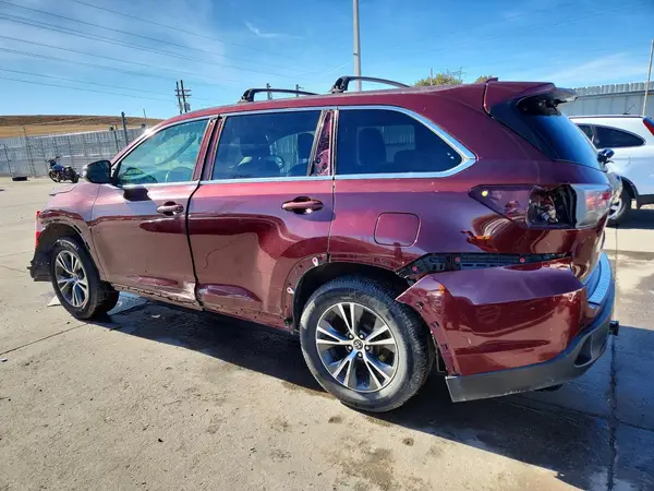 5TDJKRFH9GS343378 2016 TOYOTA HIGHLANDER - Image 2