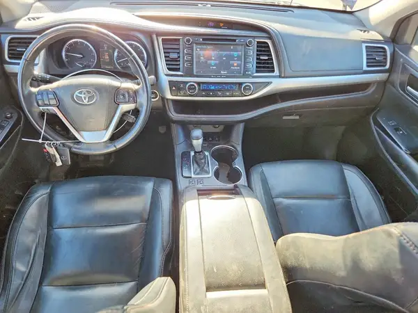 5TDJKRFH9GS343378 2016 TOYOTA HIGHLANDER - Image 8
