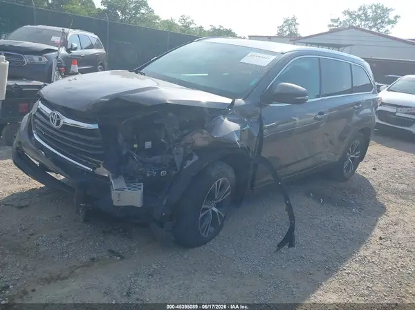 5TDJKRFH9GS344997 2016 TOYOTA HIGHLANDER - Image 2