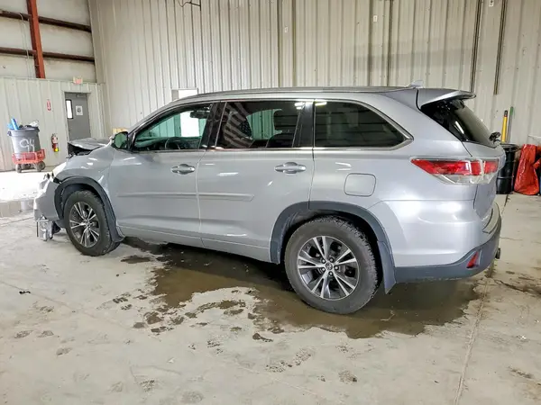 5TDJKRFH9GS348368 2016 TOYOTA HIGHLANDER - Image 2