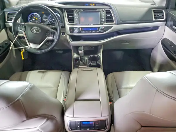 5TDJKRFH9GS348368 2016 TOYOTA HIGHLANDER - Image 8