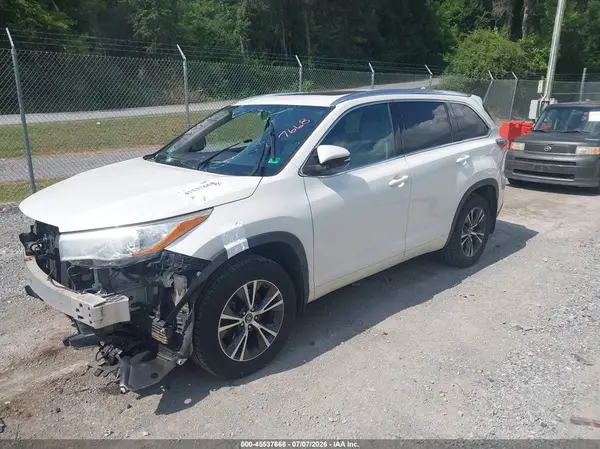5TDJKRFH9GS348452 2016 TOYOTA HIGHLANDER - Image 2