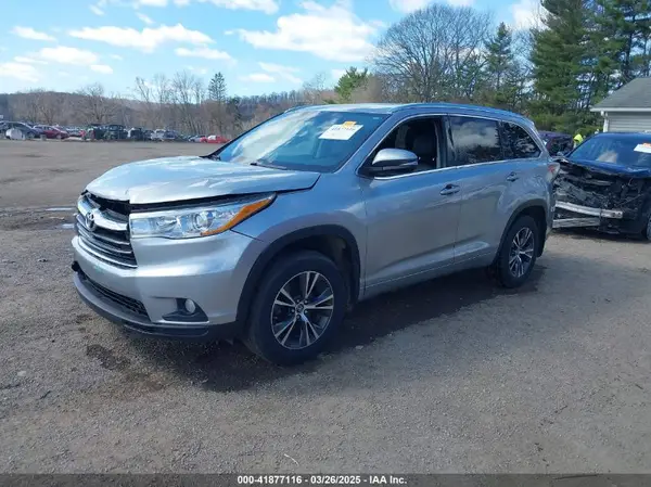 5TDJKRFH9GS348936 2016 TOYOTA HIGHLANDER - Image 2