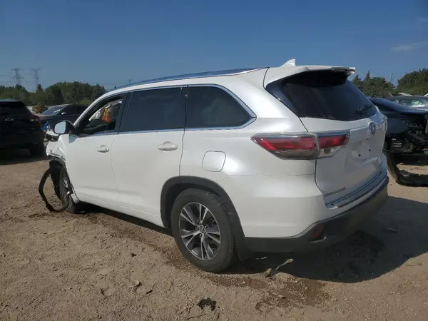5TDJKRFH9GS349133 2016 TOYOTA HIGHLANDER - Image 2