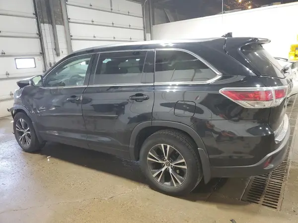 5TDJKRFH9GS501511 2016 TOYOTA HIGHLANDER - Image 2