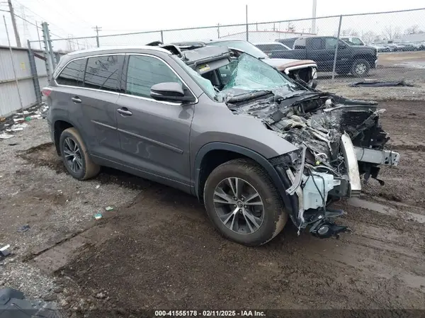 5TDJKRFH9GS505090 2016 TOYOTA HIGHLANDER - Image 1