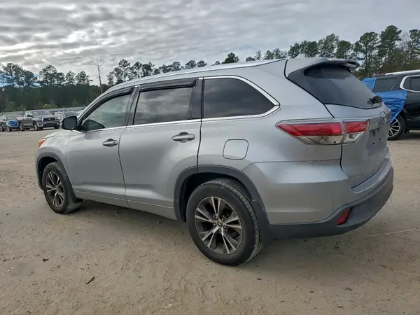 5TDJKRFHXGS225758 2016 TOYOTA HIGHLANDER - Image 2
