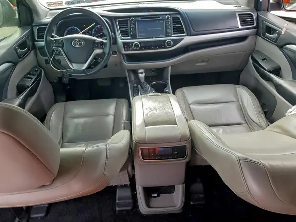 5TDJKRFHXGS225758 2016 TOYOTA HIGHLANDER - Image 8