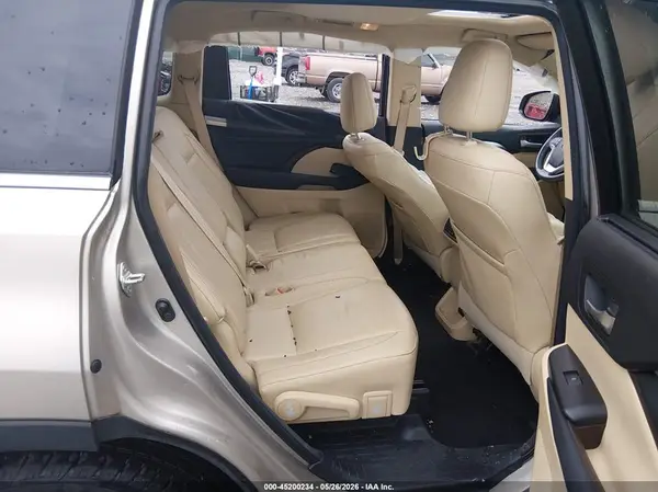 5TDJKRFHXGS231155 2016 TOYOTA HIGHLANDER - Image 8