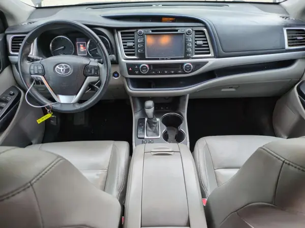 5TDJKRFHXGS239790 2016 TOYOTA HIGHLANDER - Image 8