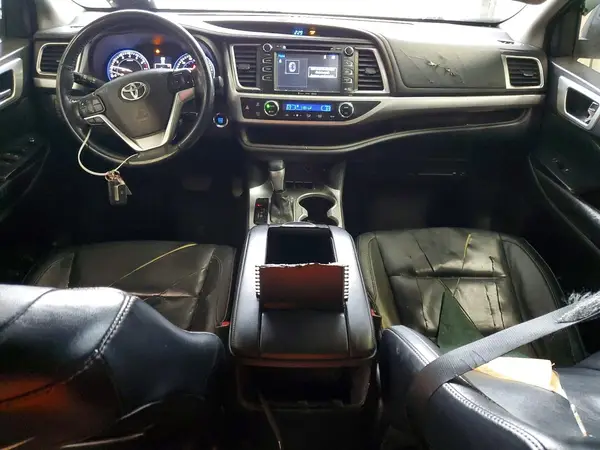 5TDJKRFHXGS242897 2016 TOYOTA HIGHLANDER - Image 8