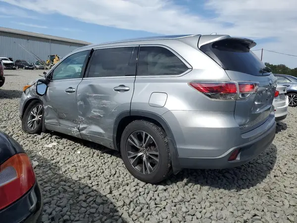 5TDJKRFHXGS247808 2016 TOYOTA HIGHLANDER - Image 2