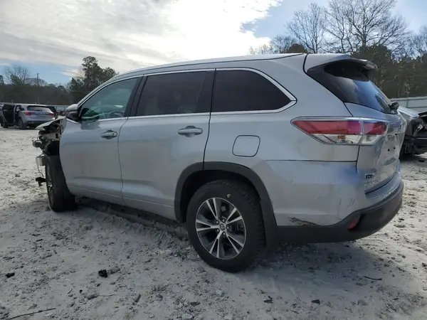 5TDJKRFHXGS253964 2016 TOYOTA HIGHLANDER - Image 2