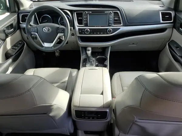 5TDJKRFHXGS253964 2016 TOYOTA HIGHLANDER - Image 8