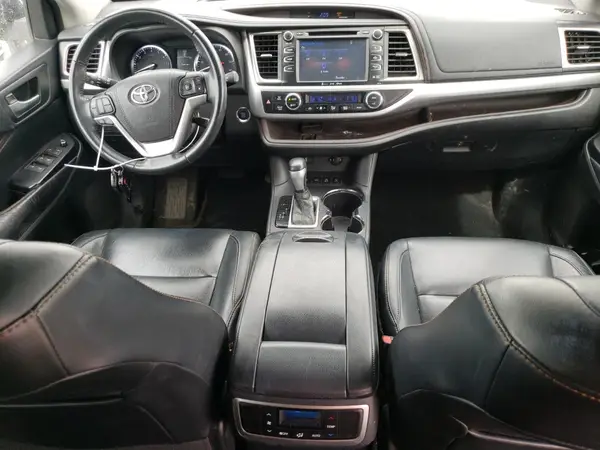 5TDJKRFHXGS254645 2016 TOYOTA HIGHLANDER - Image 8
