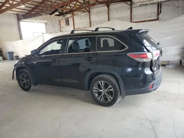 5TDJKRFHXGS259750 2016 TOYOTA HIGHLANDER - Image 2