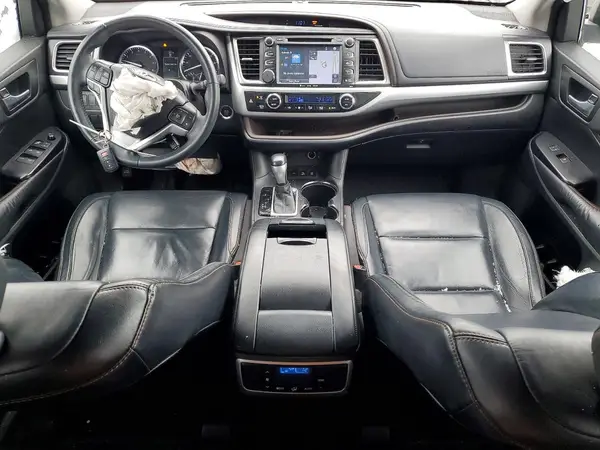 5TDJKRFHXGS264107 2016 TOYOTA HIGHLANDER - Image 8