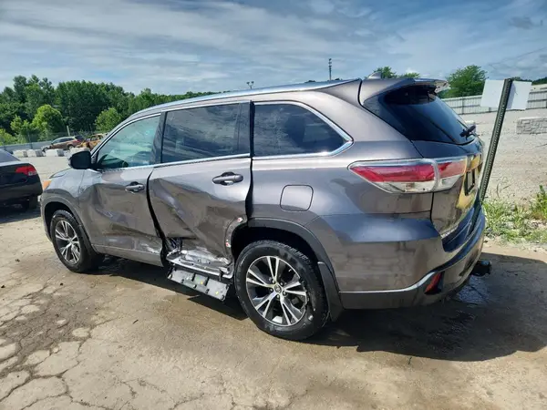 5TDJKRFHXGS292070 2016 TOYOTA HIGHLANDER - Image 2