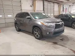5TDJKRFHXGS302385 2016 TOYOTA HIGHLANDER