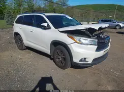 5TDJKRFHXGS304136 2016 TOYOTA HIGHLANDER