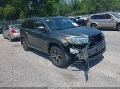 5TDJKRFHXGS305156 2016 TOYOTA HIGHLANDER