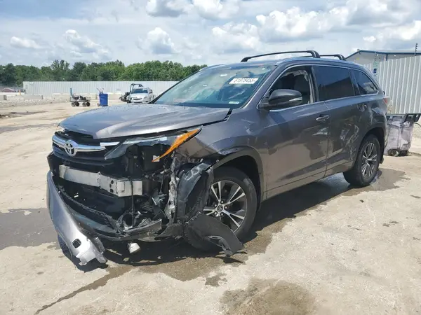 5TDJKRFHXGS317775 2016 TOYOTA HIGHLANDER - Image 1