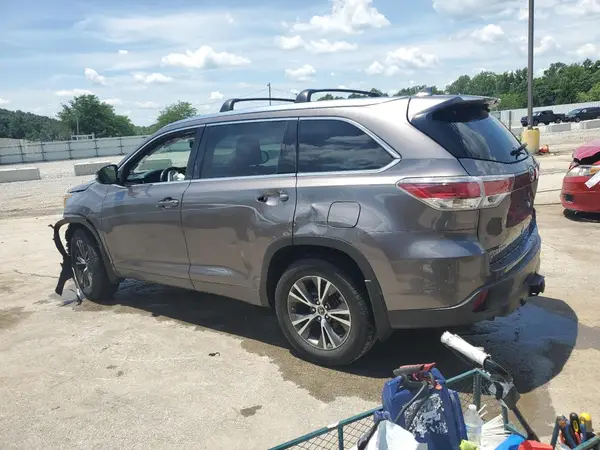 5TDJKRFHXGS317775 2016 TOYOTA HIGHLANDER - Image 2