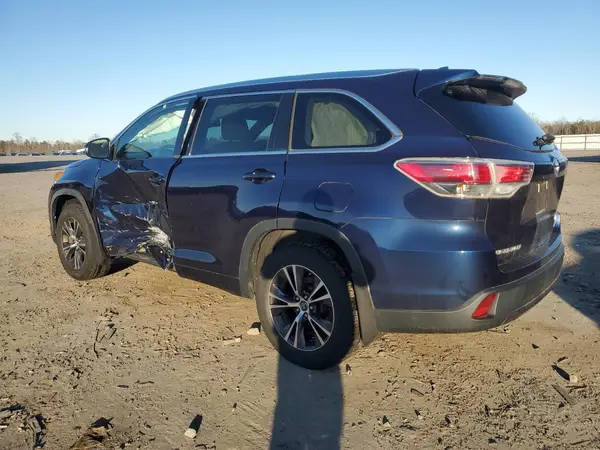 5TDJKRFHXGS321535 2016 TOYOTA HIGHLANDER - Image 2